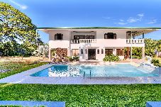 Casa en Hone Creek - Samanea