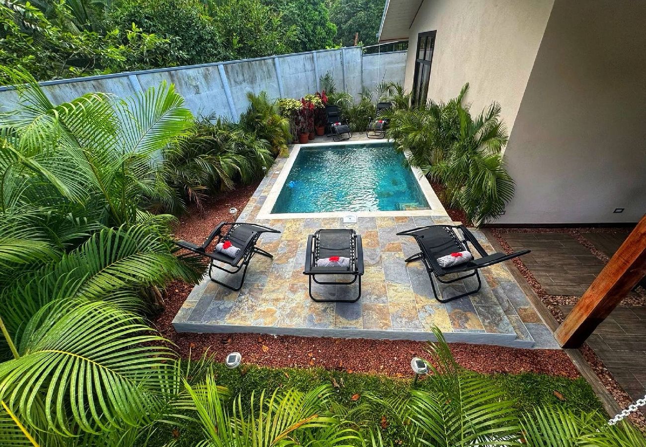 Casa en Playa Negra - Casa Suna, Piscina Privada, A/C, Wifi, Acogedora