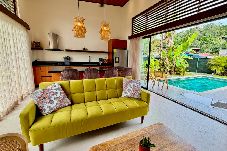 Casa en Puerto Viejo - Villa Patacón/centríca/2 alojamientos/2 piscinas
